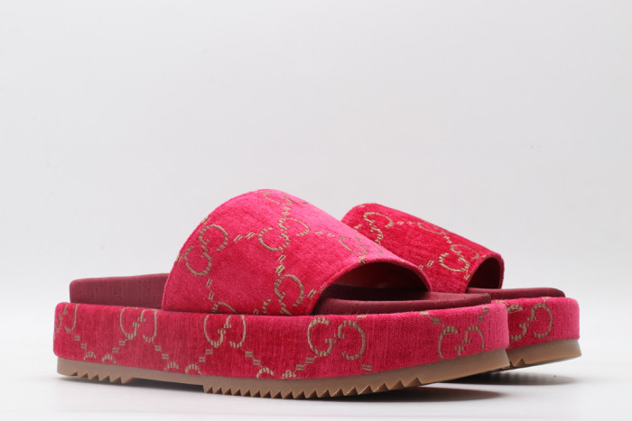 GUCC SLIPPERS