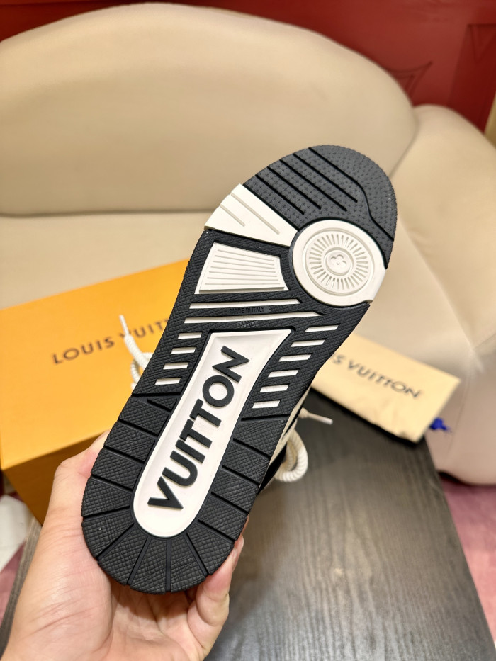 l**is V*t*n lv skate sneaker