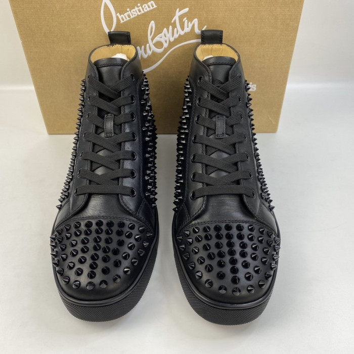 Ch**an louboutin l**is junior spikes