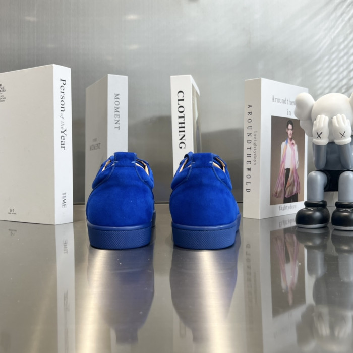 Ch**an louboutin l**is junior spikes