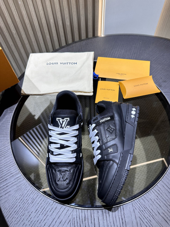 l**is V*t*n lv skate sneaker