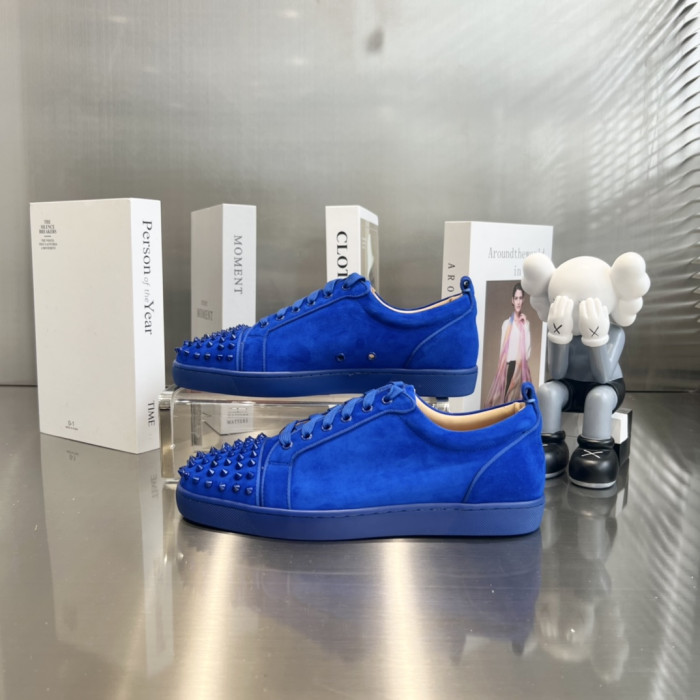 Ch**an louboutin l**is junior spikes